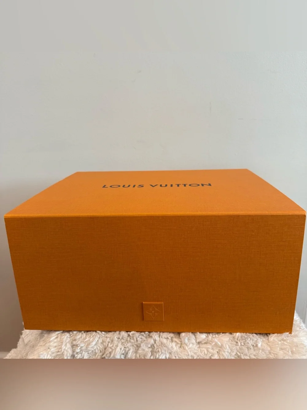 Authentic Louis Vuitton Empty Orange Gift Box XL W Original LV Logo Mailer Box